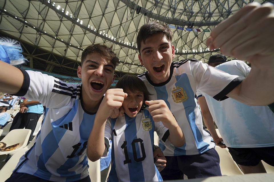 爱游戏官网-卡塔尔世界杯阿根廷夺冠是偶然还是必然！再踢一次还能否夺冠？